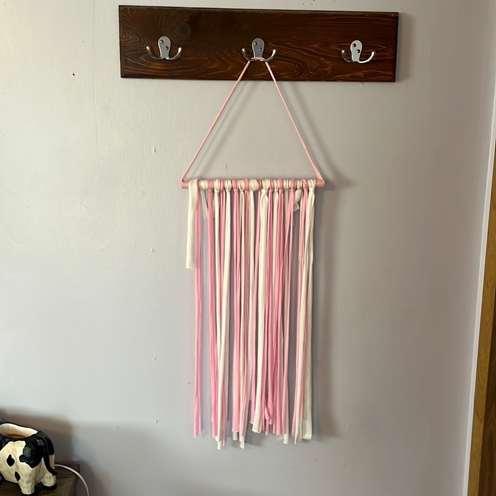 Bow Hanger